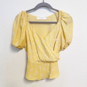 ASTR The Label Love Song Yellow Floral Puff Sleeves Top Size XS